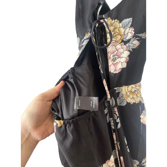 Lulus Shea Black Floral Print Jumpsuit Sleeveless Cross Back V Neck Medium - Picture 11 of 11